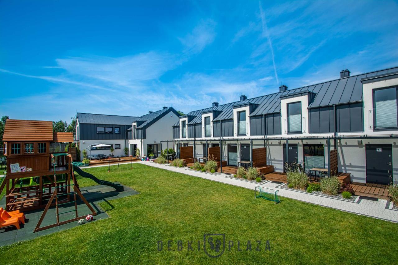 Debki Plaza Apartment Bagian luar foto